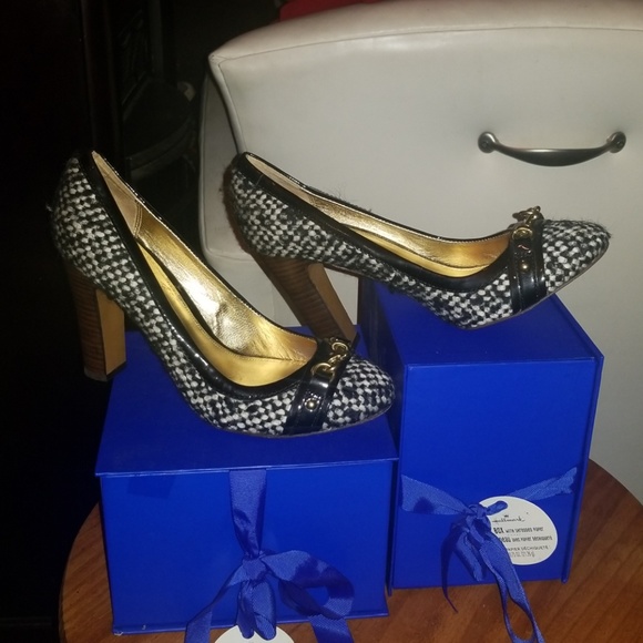 Authentic black and white wool & leather coach heels - Picture 2 of 8